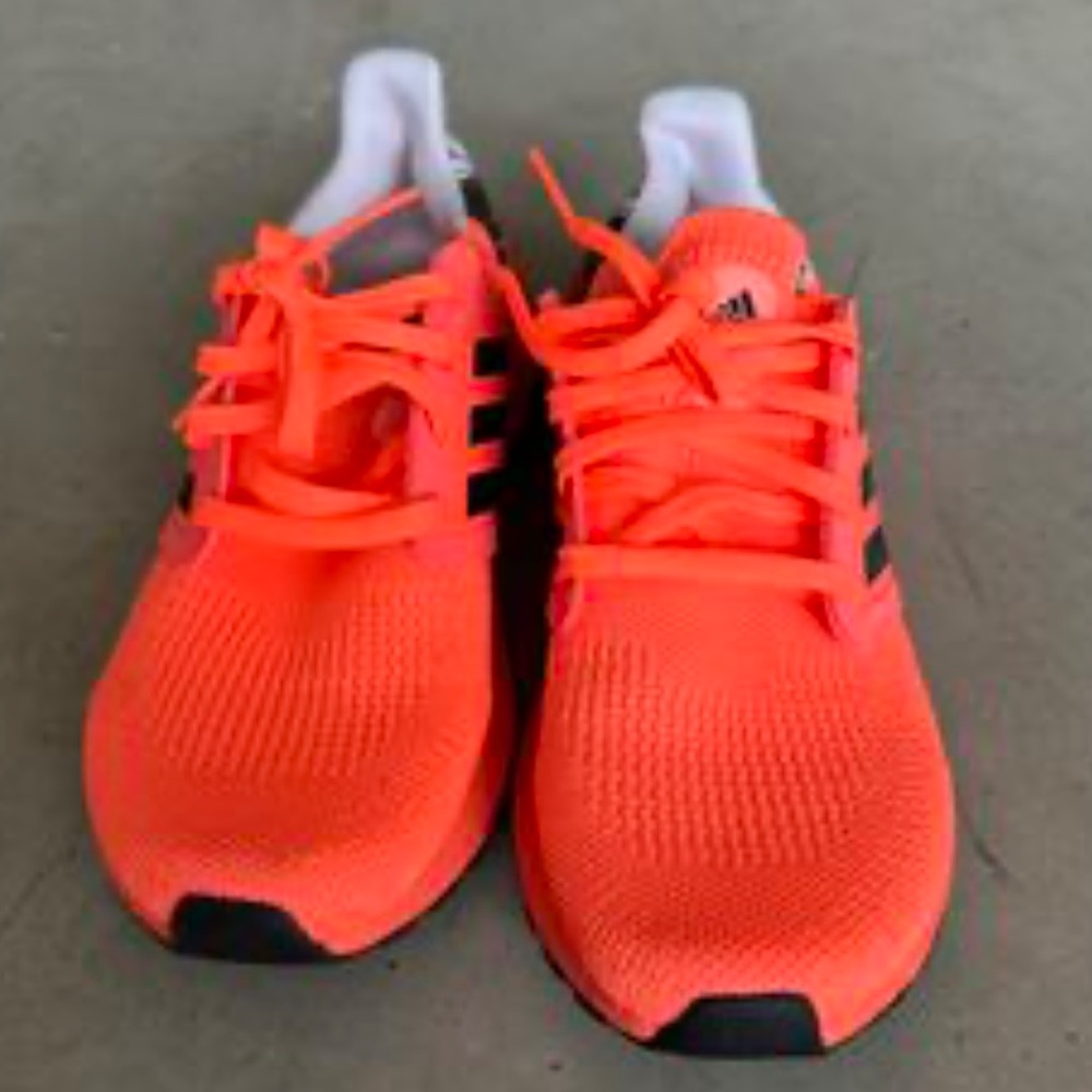 Adidas Ultra-boost Women’s 6.5 or Boys/Mens 5